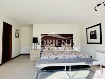 OPORTUNIDAD MODERNA Y LUMINOSA CASA EN LOS LITRES 5D + 5B