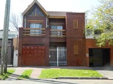 Chalet en alquiler en Parque Quirno