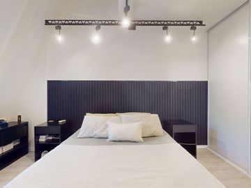 Venta casa 5 amb jardín pileta cochera. Colegiales