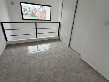 Departamento Tipo Casa en venta en Lanus Oeste