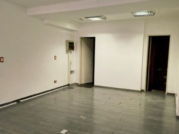 VENTA LOCAL COMERCIAL EN BALVANERA