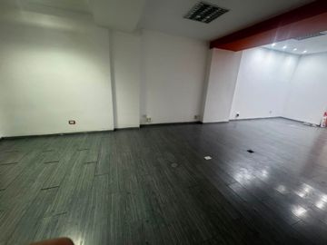 VENTA LOCAL COMERCIAL EN BALVANERA