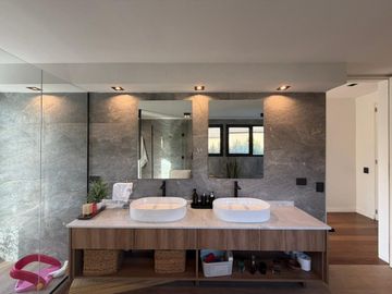 VENTA CASA 8 AMBIENTES AYRES DE PILAR