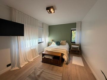 VENTA CASA 8 AMBIENTES AYRES DE PILAR