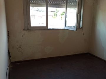 VENTA DEPARTAMENTO 2AMB BURZACO - COCHERA