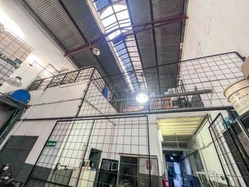 DEPOSITO 350 METROS MIXTURA 4 ENTRADA UTILITARIOS
