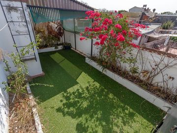 PH 3 DORMITORIOS CON TERRAZA Y PARRILLERO. ALBERDI