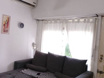 Casa de 5 ambientes con 325m centro de Llavallol