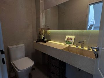 CASA 4AMB A LA VENTA EN CARDALES VILLAGE
