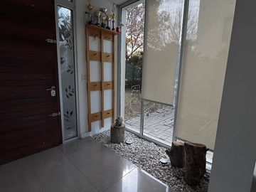 CASA 4AMB A LA VENTA EN CARDALES VILLAGE