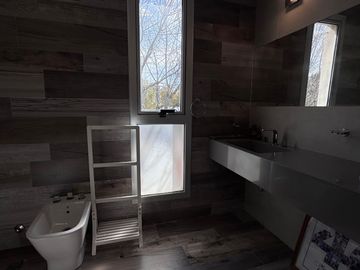 CASA 4AMB A LA VENTA EN CARDALES VILLAGE