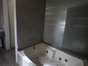 CASA 4AMB A LA VENTA EN CARDALES VILLAGE