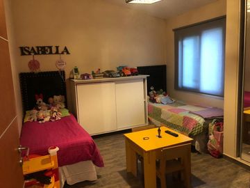 VENTA CASA 5000mTERRENO DOS HABITACIONES PILETA