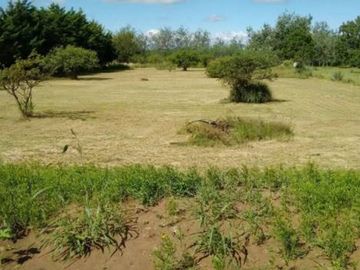 VENTA CASA 5000mTERRENO DOS HABITACIONES PILETA