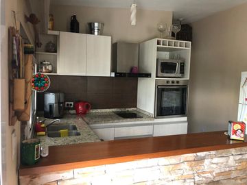 VENTA CASA 5000mTERRENO DOS HABITACIONES PILETA