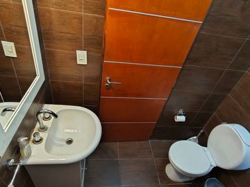 VENTA CASA 5000mTERRENO DOS HABITACIONES PILETA