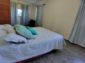 VENTA CASA 5000mTERRENO DOS HABITACIONES PILETA