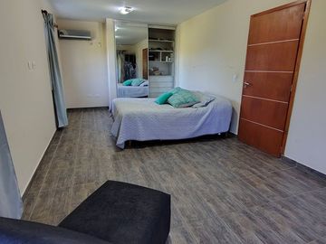 VENTA CASA 5000mTERRENO DOS HABITACIONES PILETA
