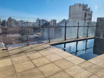 MONOAMBIENTE CON BALCON AL FRENTE EN FLORES