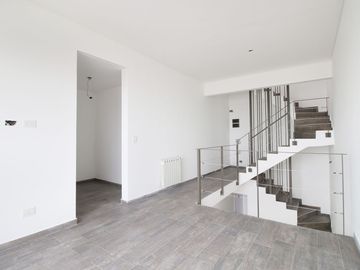 VENTA DOS AMBIENTES APTO CRÉDITO + COCHERA QUILMES