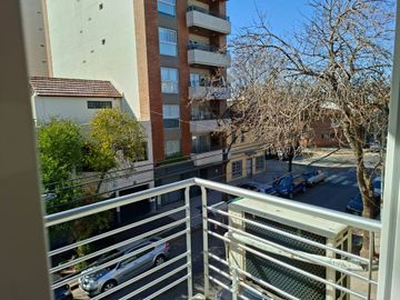 ALQ MONOAMBIENTE V PUEYRREDON BALCON APTO MASCOTAS