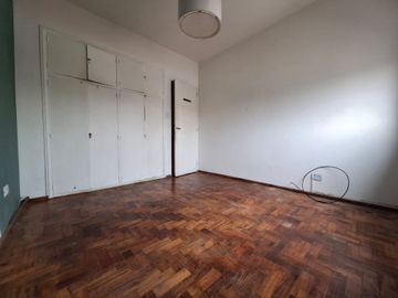 DPTO 4 AMB VENTA VILLA GRAL MITRE COCHERA