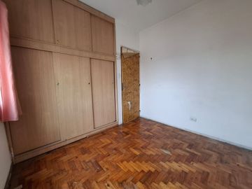 DPTO 4 AMB VENTA VILLA GRAL MITRE COCHERA