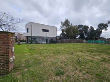 LOTE EN VENTA PERMUTA SANTA EMILIA PILAR DEL ESTE