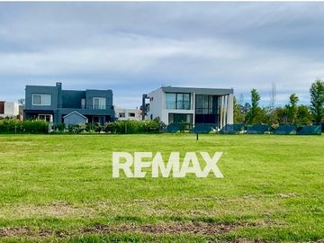 VENTA LOTE CENTRAL Bª CHATEAU PILAR