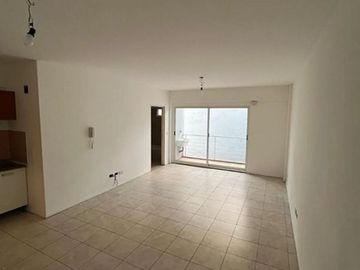 Alquiler departamento Monoambiente Constitucion