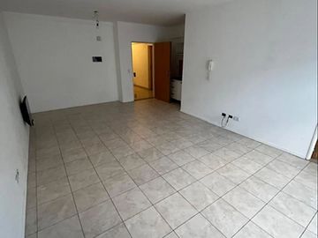 Alquiler departamento Monoambiente Constitucion