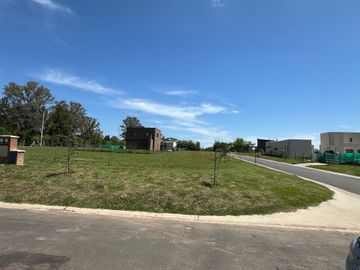 VENTA LOTE CENTRAL FINANCIADO SANTA ELISA - PILAR