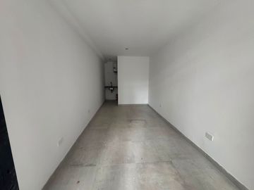 VENTA LOCAL VILLA URQUIZA-PERMUTA