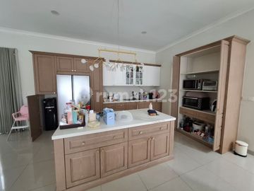 Dijual Murah Rumah Mewah Posisi Hoek Cluster Orlanda Alam Sutera