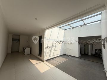 Dijual Rumah Mewah Full Furnished Sutera Onyx - Alam Sutera