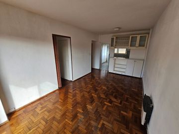 VENTA DEPARTAMENTO 3 AMBIENTES CON BALCÓN FLORIDA