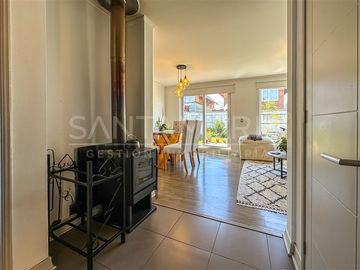 Casa en Venta en Calle Pinares