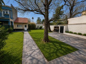VENTA CASA 4 AMB  UDAONDO LOFT JARDIN COCHERAS