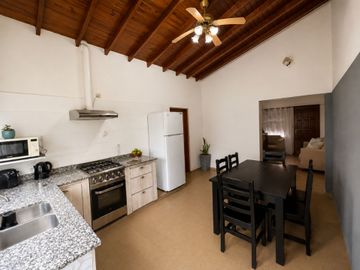 VENTA CASA 4 AMB  UDAONDO LOFT JARDIN COCHERAS