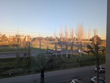 ALQUILER OFICINA OFFICE GARDEN, FRENTE AUTOPISTA