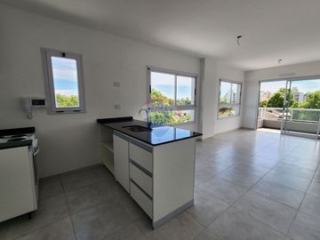 VENTA DEPTO 2 AMB C/COCHERA A ESTRENAR EN QUILMES