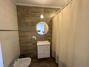 VENTA DEPARTAMENTO 2 AMBIENTES C COCHERA QUILMES