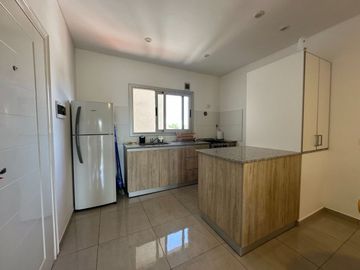 VENTA DEPARTAMENTO 2 AMBIENTES C COCHERA QUILMES