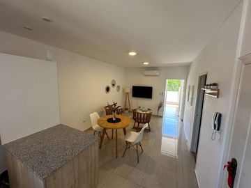 VENTA DEPARTAMENTO 2 AMBIENTES C COCHERA QUILMES