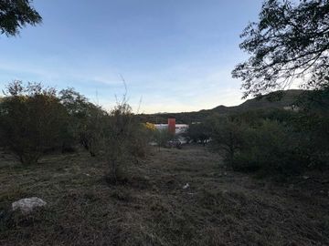 TERRENO EN VENTA EN TIERRA ALTA 806 M2 MALAGUEÑO