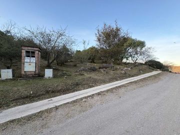 TERRENO EN VENTA EN TIERRA ALTA 806 M2 MALAGUEÑO