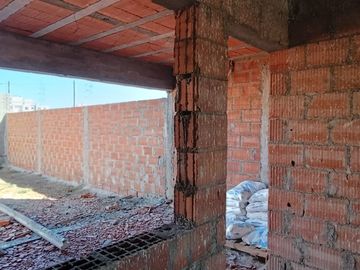 VENDE DUPLEX 2 DORMITORIOS VALLE CERCANO