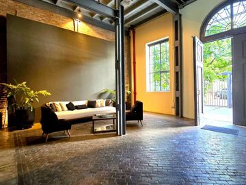 Loft 3amb. con patio en los Silos de Dorrego