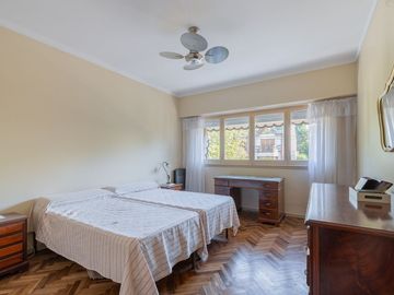 VENTA DEPARTAMENTO 5 AMBIENTES CON COCHERA RIVER