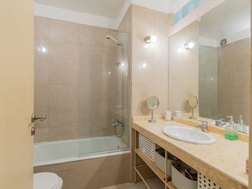 VENTA DEPARTAMENTO 5 AMBIENTES CON COCHERA RIVER